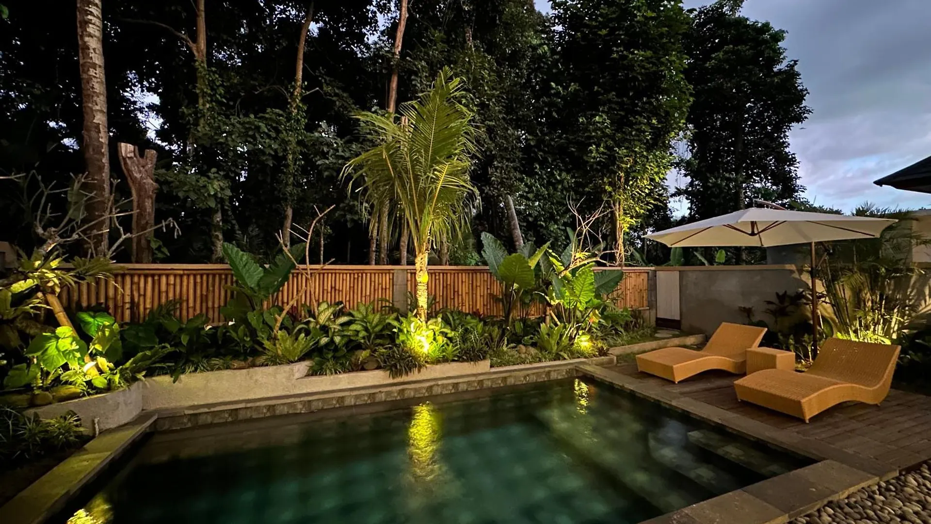Aksara Bali Private Villa Ubud Indonesien